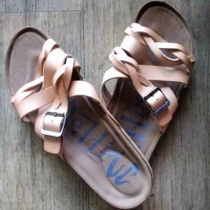 Mad Love Peri Footbed Slides, Tan Size 10